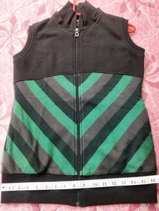 Striped Sweat jacket for women 💚🖤