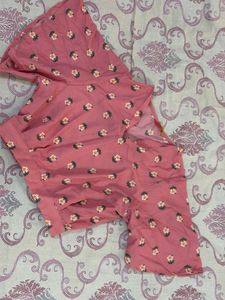 trendy top