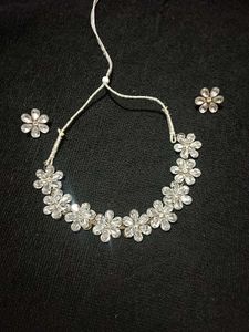 Sparkling Floral Jewellery Set