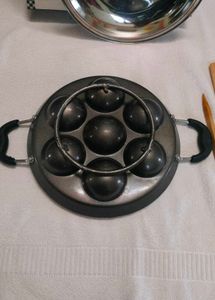 Non-Stick Kuzhi Paniyaram Pan with SS Lid