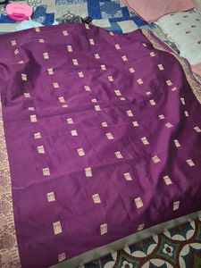 Elegant Purple Saree with Gold Motifs
