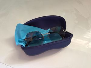 Stylish Geometric Frame Sunglasses