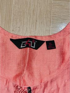 Elegant Peach Kurta with Embroidery