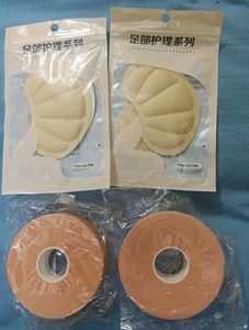 Foot Care Set: Heel Grips & Tape
