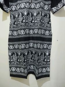 Ruhaans Black White Floral Print Kurta