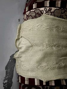 12. Cream Cable Knit Sleeveless Sweater Vest