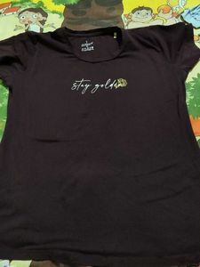 Stay Golden Graphic T-Shirt