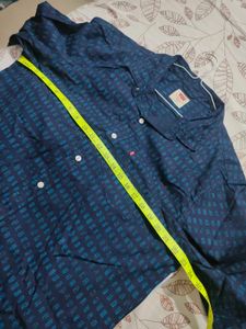 Stylish Blue Printed Levi's Shirt
