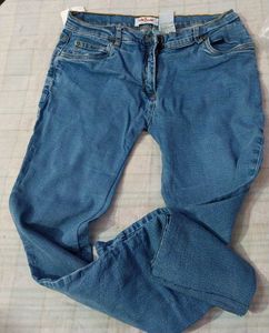 New jeans with tag