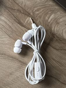 Basics HD Wire Buds Earphones