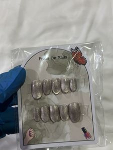 Press On Nails