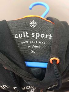 cult sports hoodie 💢