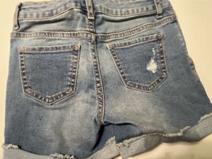 Gap Denim Shorts 7yrs (buy For 4-6 Yrs)