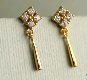 Minimal dainty studs