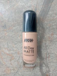 nykaa foundation and lakme gel creme