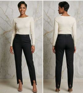 Modern Elegance with a Sculpted Edge