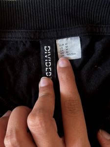 H&amp;M oversized cropped Tshirt
