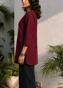 Embroidered Maroon Kurta