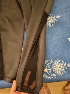 Athletic Leggings with Mesh