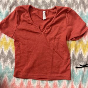 Ribbed Keyhole Neck Cropped Top
