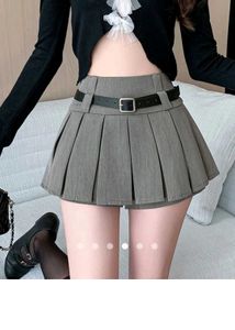 Pleated Mini Skirt with Belt Dark academia vibes