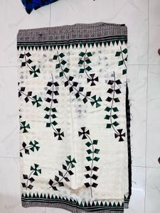 Cream Saree with Floral Print