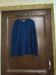 Blue Knit Sweater 40-42