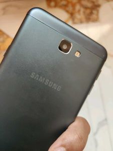 Samsung J7 Prime