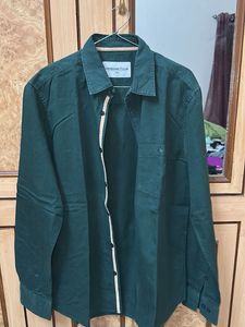 Men's Dark Green Button-Up Shirt