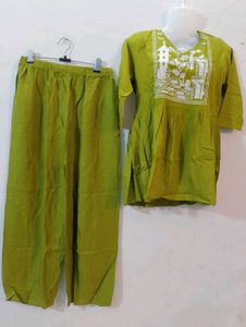 Olive Green Kurta Set with Unique Print