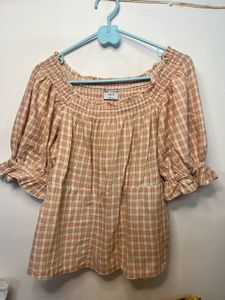 Cute Plaid Off-Shoulder Top