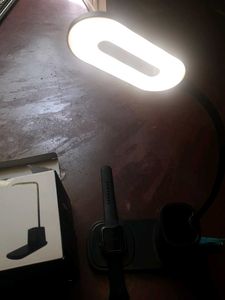 Study Light With Wireless Charging