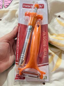 Twin Birds Gas Lighter & Peeler Set