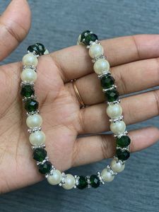 Elegant Pearl &amp; Emerald Beaded Necklace Set