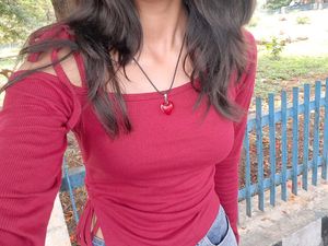 Maroon Cut-Out Shoulder Ribbed Top