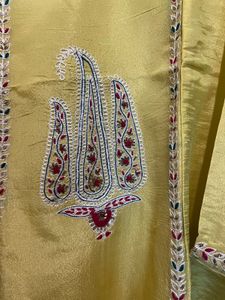 🌻Designer Yellow Silk Embroidered Kurta