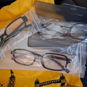 Savana by Urbanic Sunglasses with case
