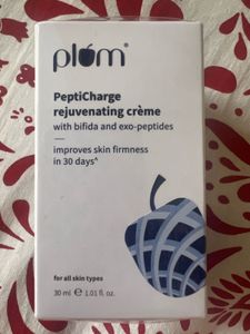 sealed Plum PeptiCharge Rejuvenating Creme