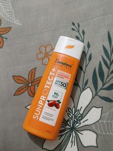 Himalaya Sunscreen SPF 50