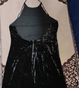 Elegant Black Velvet Mini Dress