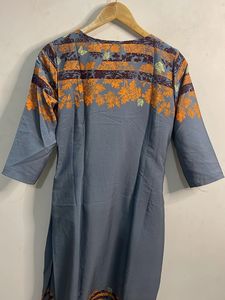 Grey Kurta with Orange Floral Print