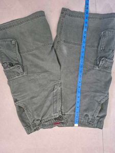 Vintage Olive Cargo jorts