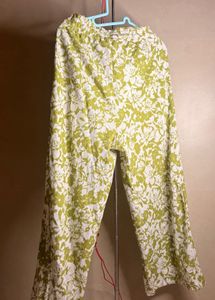 Chic Floral Puff Sleeve Top with pants