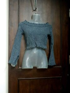 Chic Grey Off-Shoulder Crop top