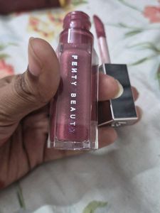 Fenty Beauty Gloss Bomb - RIRI
