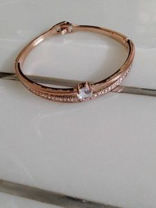 18k Rose Gold Bangle bracelet with Cubic Zirconia