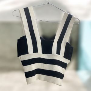 Chic Black &amp; White Striped Crop Top