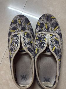 Unique Pattern Canvas Sneakers