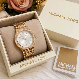 MICHAEL KORS LENNOX – ROSEGOLD GLAMOUR WITH SIGNAT