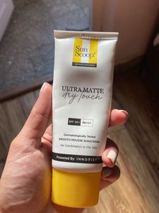 Combo Socks + Sunscoop Ultra Matte Sunscreen
